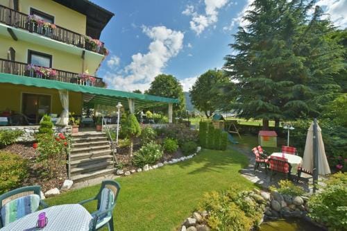 Gastehaus Barwald Hotel in Carinthia, Austria