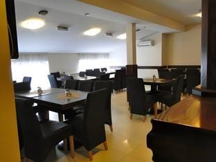 Happy Star Club Inn in Belgrade