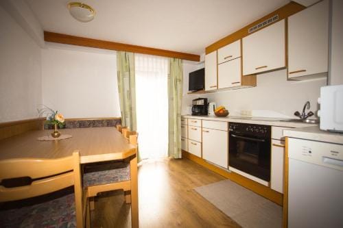 Haus Enzian Hotel in Trentino-South Tyrol