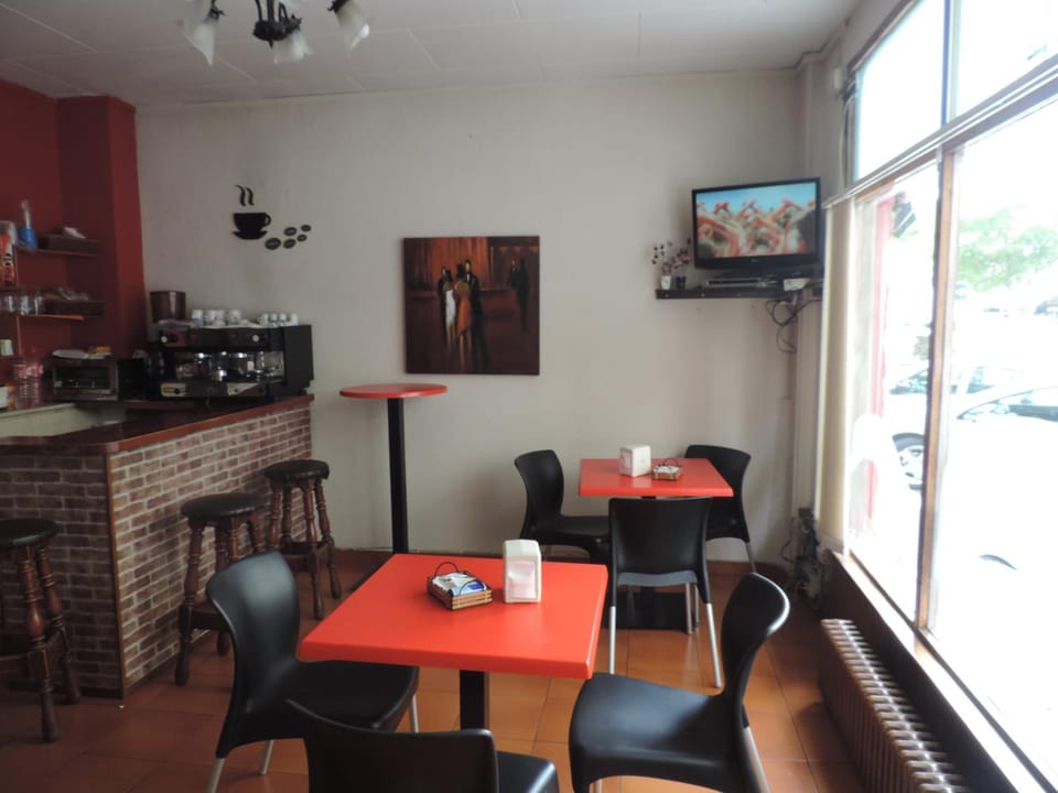 Bar/lounge