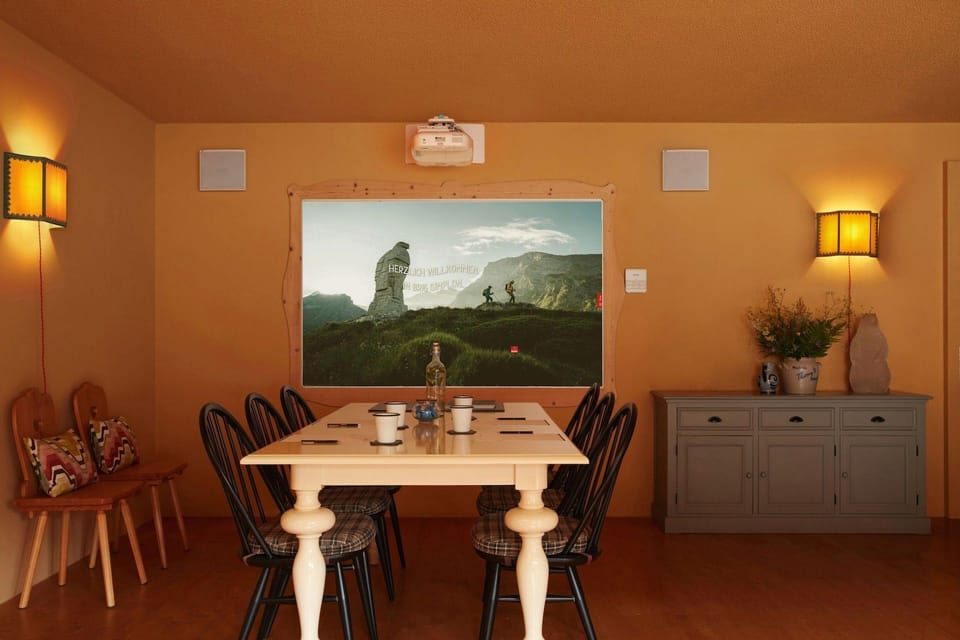 Hotel De Londres Hotel in Canton of Valais