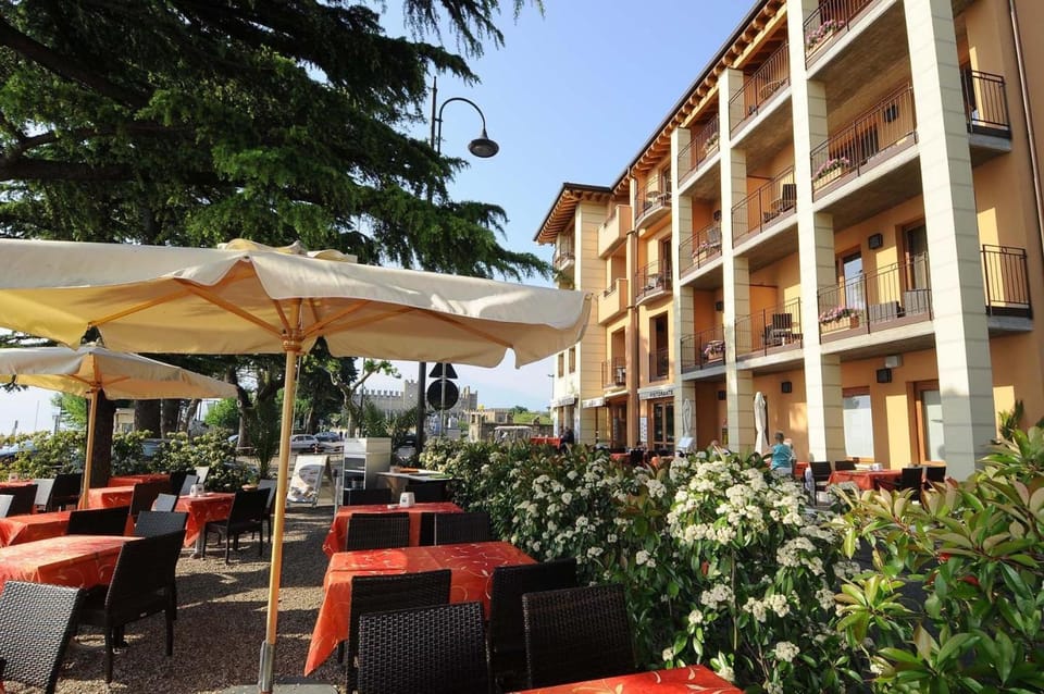 Hotel Lido Hotel in Torri del Benaco