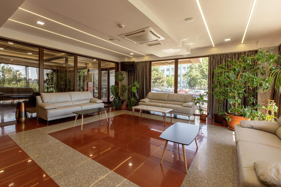 Lira Pacific Apartment hotel in Constanta