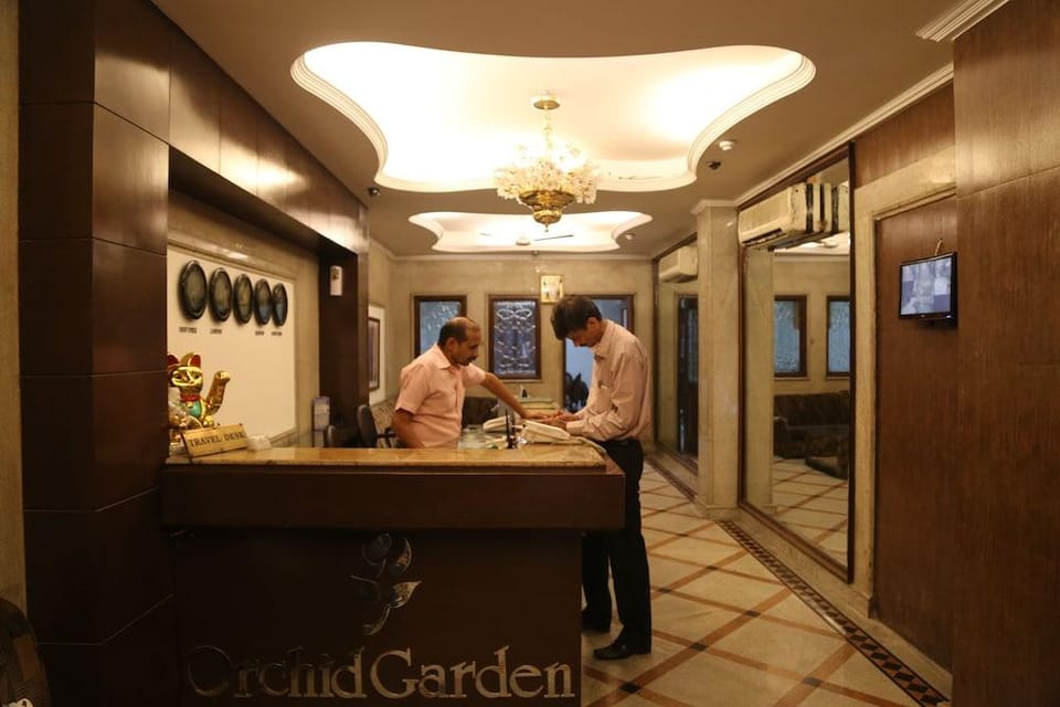 Hotel Orchid Garden Hotel in Delhi