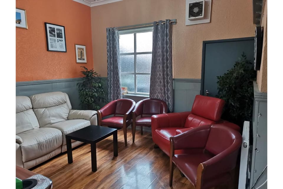 Swan Inn, Heathrow Airport Inn in London Borough of Hillingdon