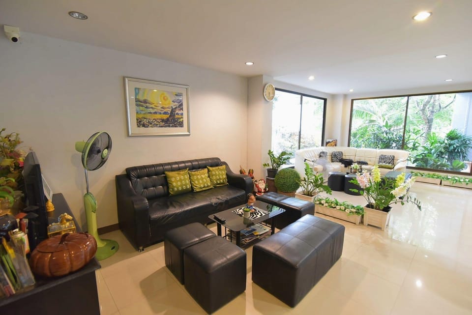 Kyo-Ngean Mansion II Apartment hotel in Krabi Changwat