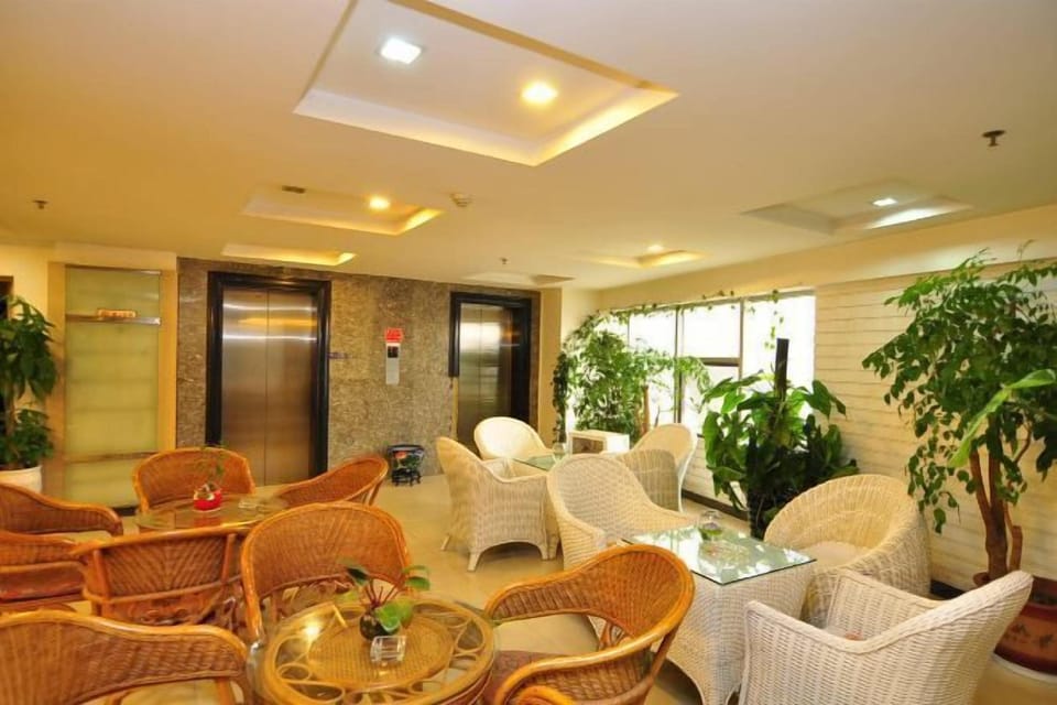 Hello Kun Ming Hotel in China