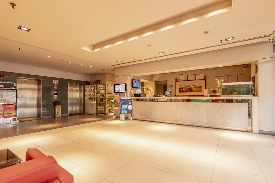 Jinjiang Inn Tianjin Hongqiao West Station Hotel in Tianjin