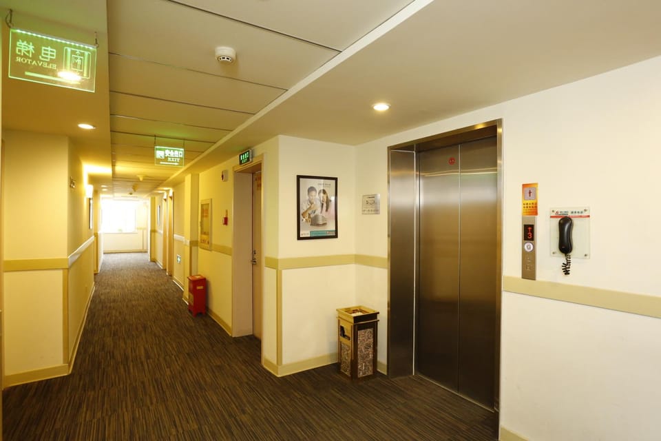 Jinjiang Inn Changchun Pepole Square Hotel in China