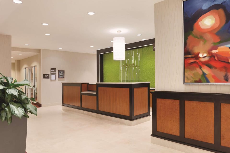 Hilton Garden Inn Falls Church Hotel in Falls Church