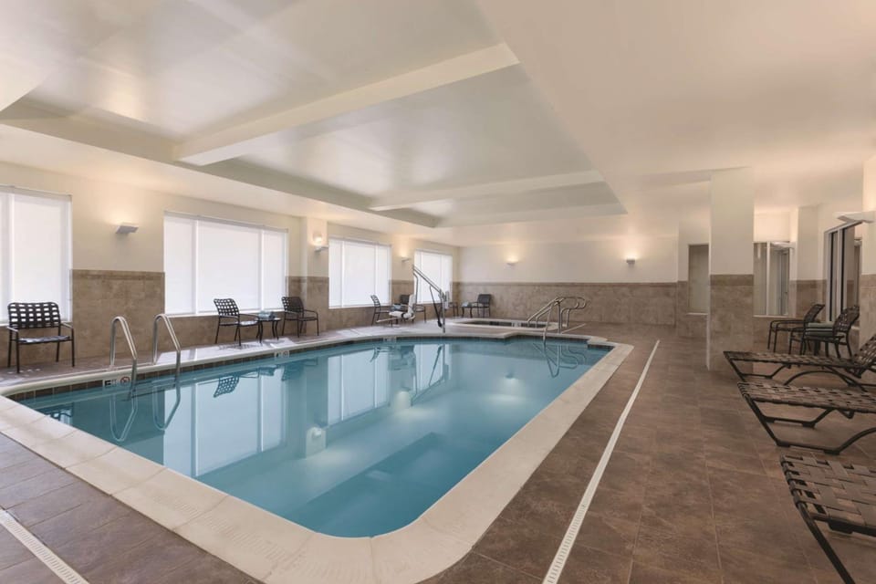 Hilton Garden Inn Falls Church Hotel in Falls Church