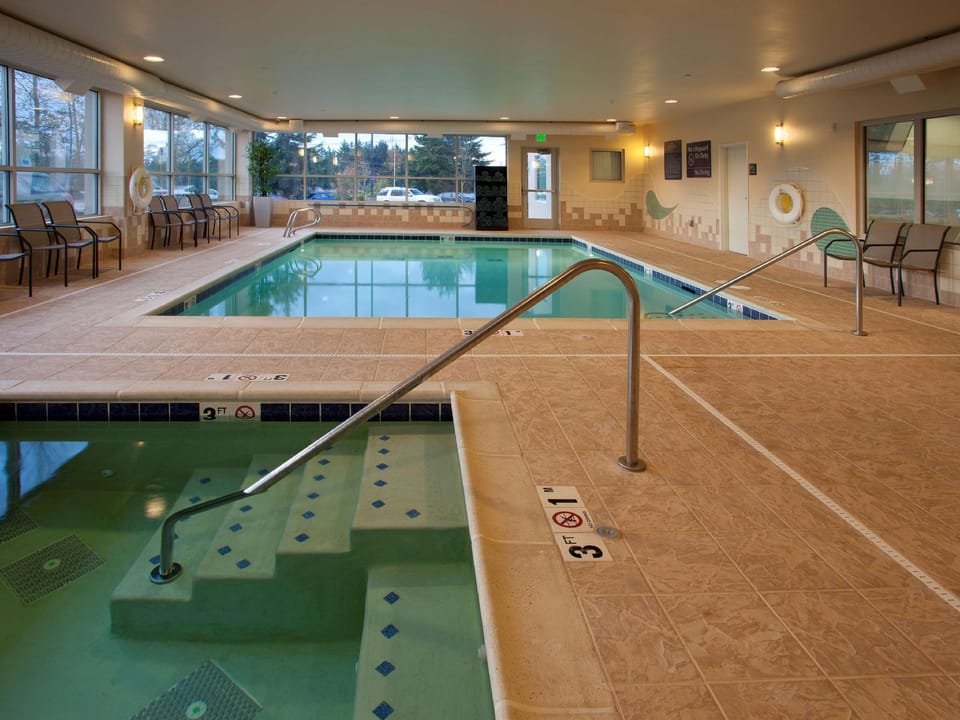 Hampton Inn & Suites Seattle/Federal Way Hotel in Federal Way