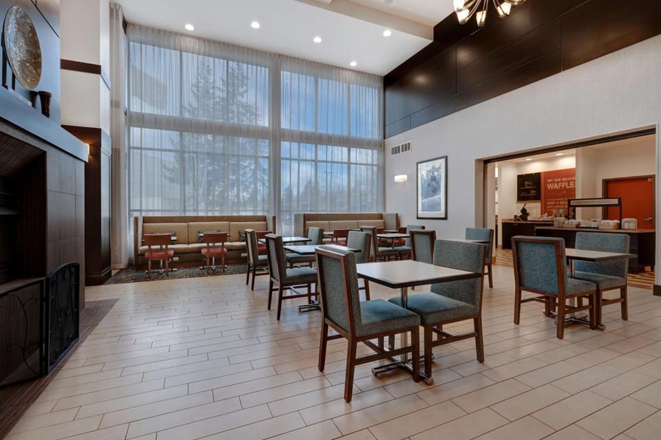 Hampton Inn & Suites Seattle/Federal Way Hotel in Federal Way