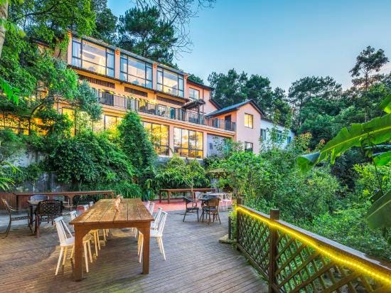 Qilishantang Guesthouse Hotel in China