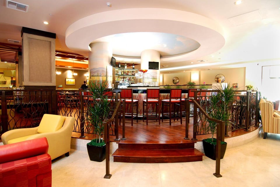 Bar/lounge