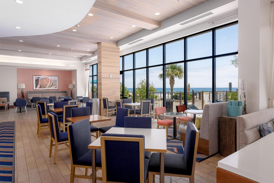 Hampton Inn & Suites Orange Beach/Gulf Front Hotel in Orange Beach