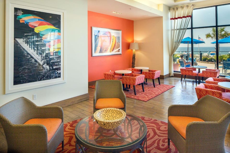 Hampton Inn & Suites Orange Beach/Gulf Front Hotel in Orange Beach
