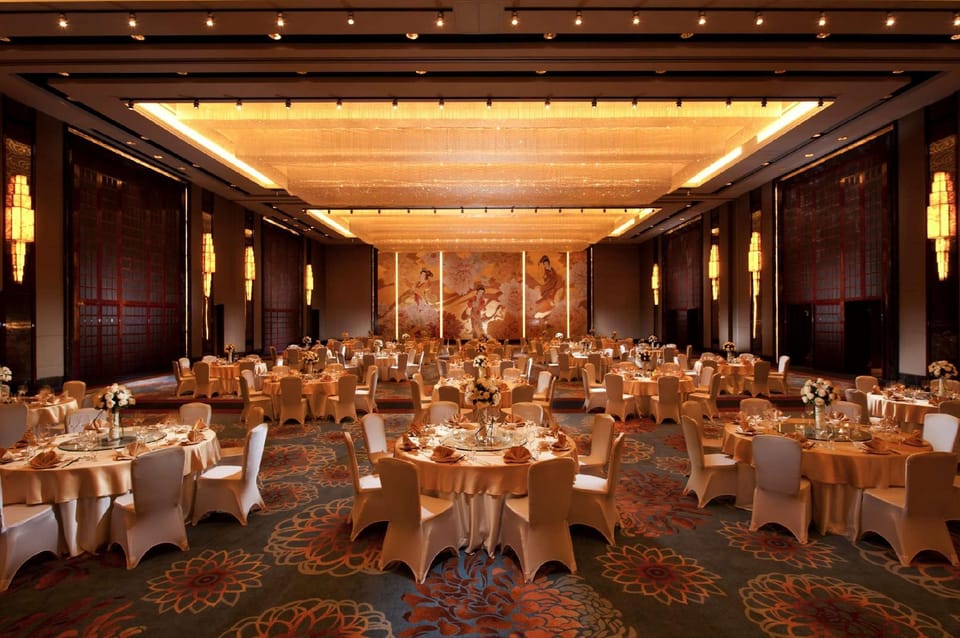 Hilton Xi'an City Wall Hotel in Xian