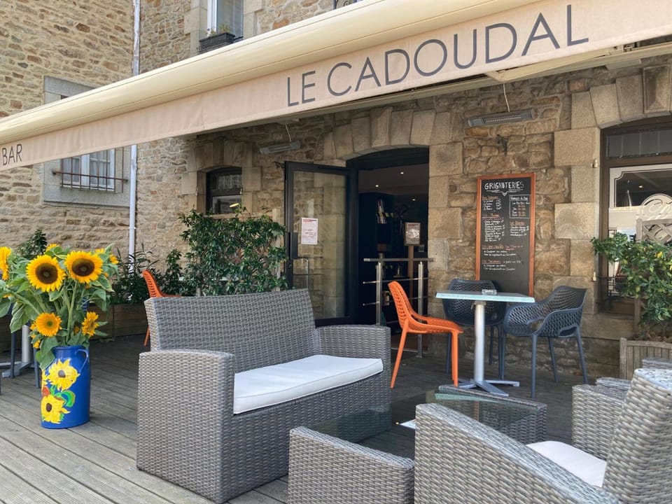 Le Cadoudal Hotel in Auray