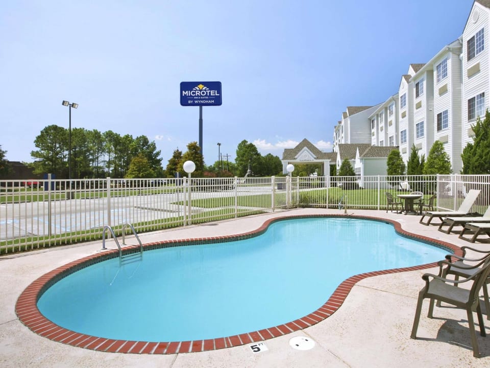Microtel Inn & Suites by Wyndham Baton Rouge Hotel in Baton Rouge