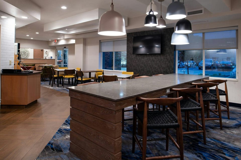 Fairfield by Marriott Inn & Suites Beloit Hotel in Wisconsin