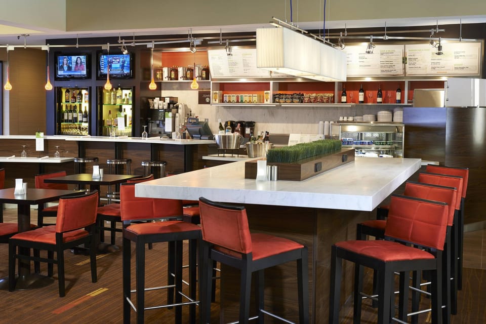 Courtyard by Marriott Detroit Troy Hotel in Troy