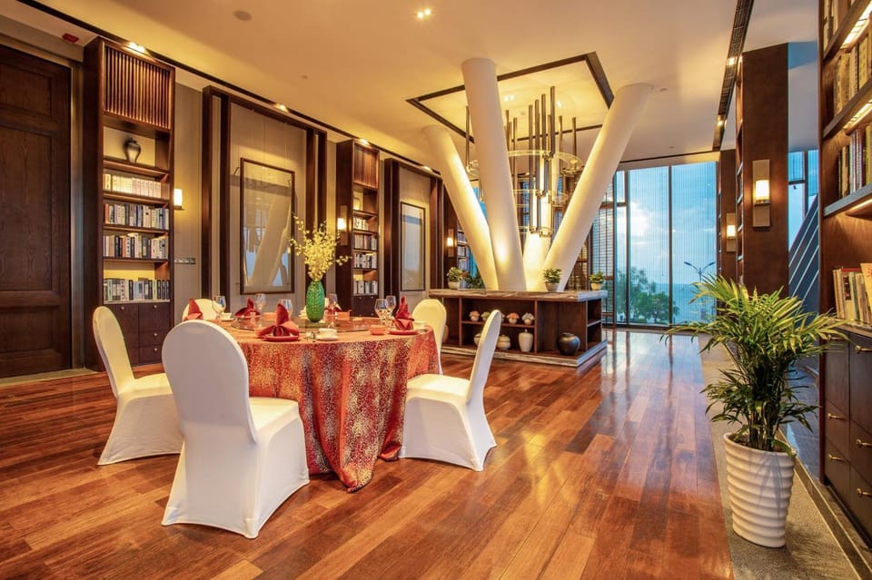 Hotel Indigo Dali Erhai By IHG Hotel in China