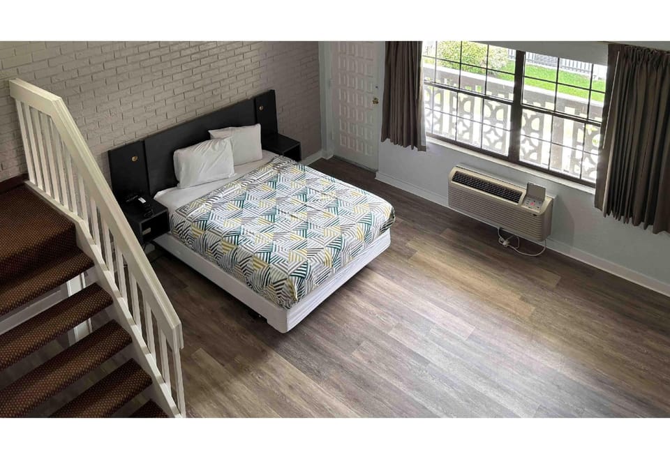 Studio 6  Tallahassee, FL – North Monroe Hotel in Tallahassee