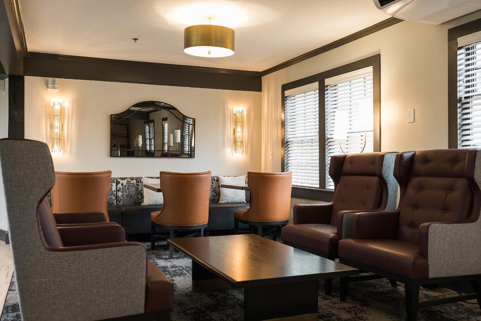 Waynesville Inn & Golf Club, Tapestry Collection by Hilton Hotel in Waynesville
