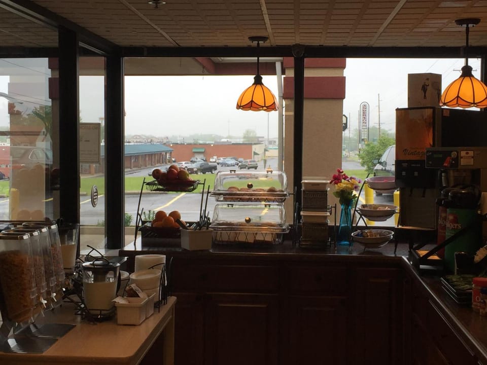 Baymont by Wyndham Springfield Hotel in Springfield