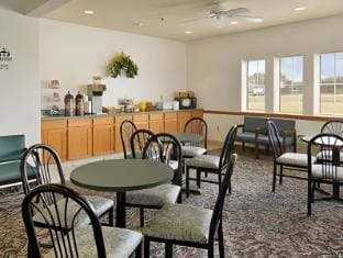 Super 8 By Wyndham Mt. Carmel Il Hotel in Indiana