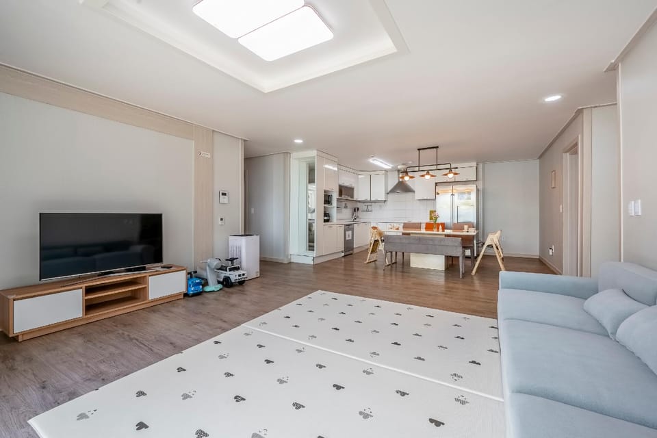 Separate living room