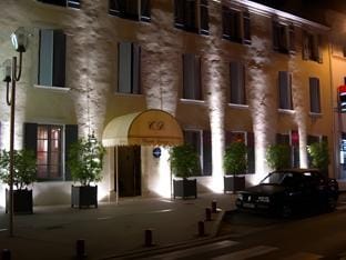 Logis Hotel - Restaurant Maison Claude Darroze Hotel in Nouvelle-Aquitaine