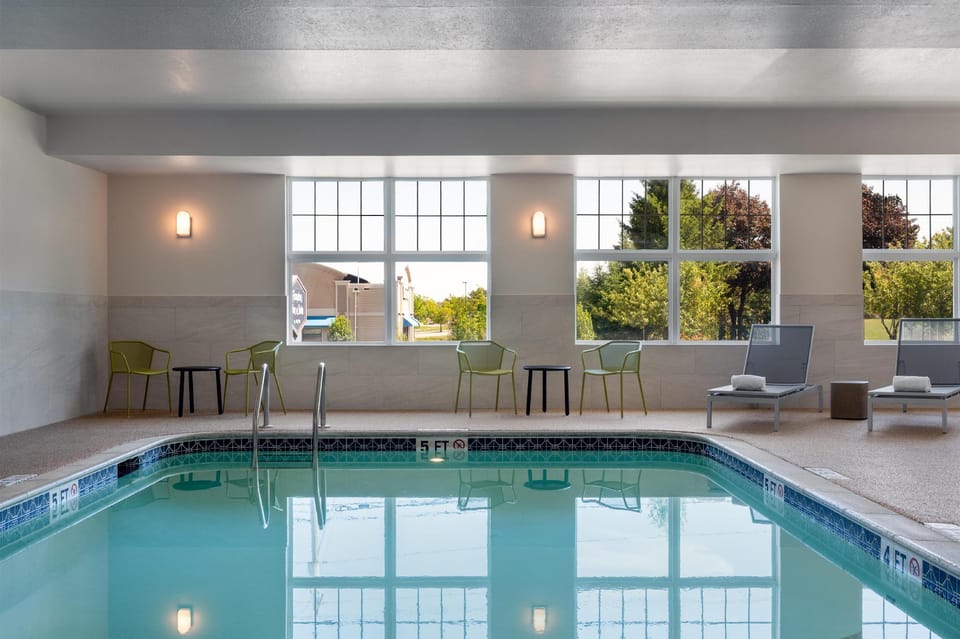Hampton Inn & Suites Rockland Hotel in Rockland