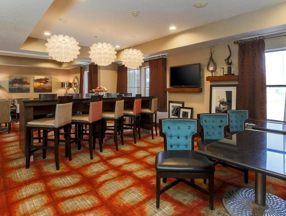 Spark by Hilton Dayton Fairborn Hotel in Fairborn