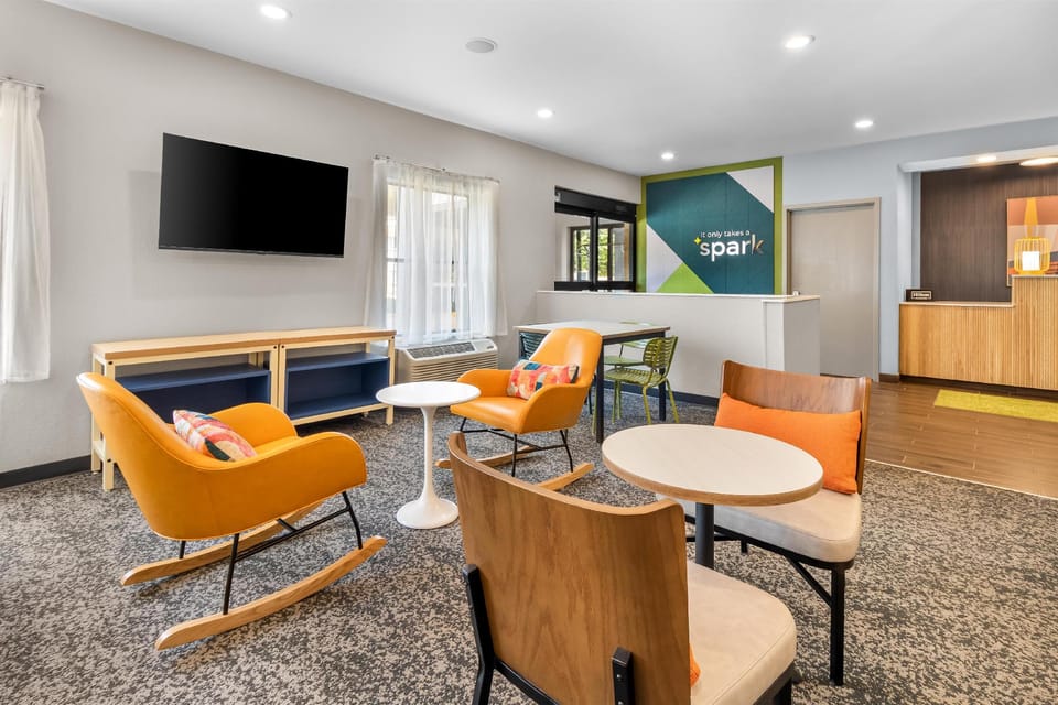 Spark by Hilton Dayton Fairborn Hotel in Fairborn