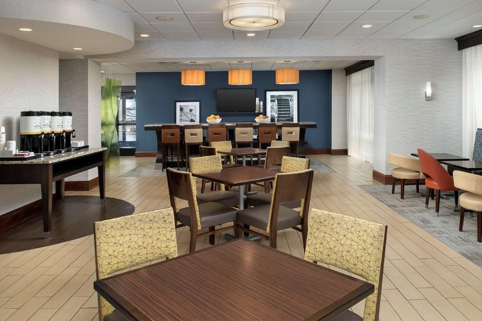 Hampton Inn Knoxville-East Hotel in Knoxville