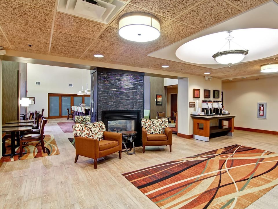 Hampton Inn & Suites Leesburg Hotel in Catoctin
