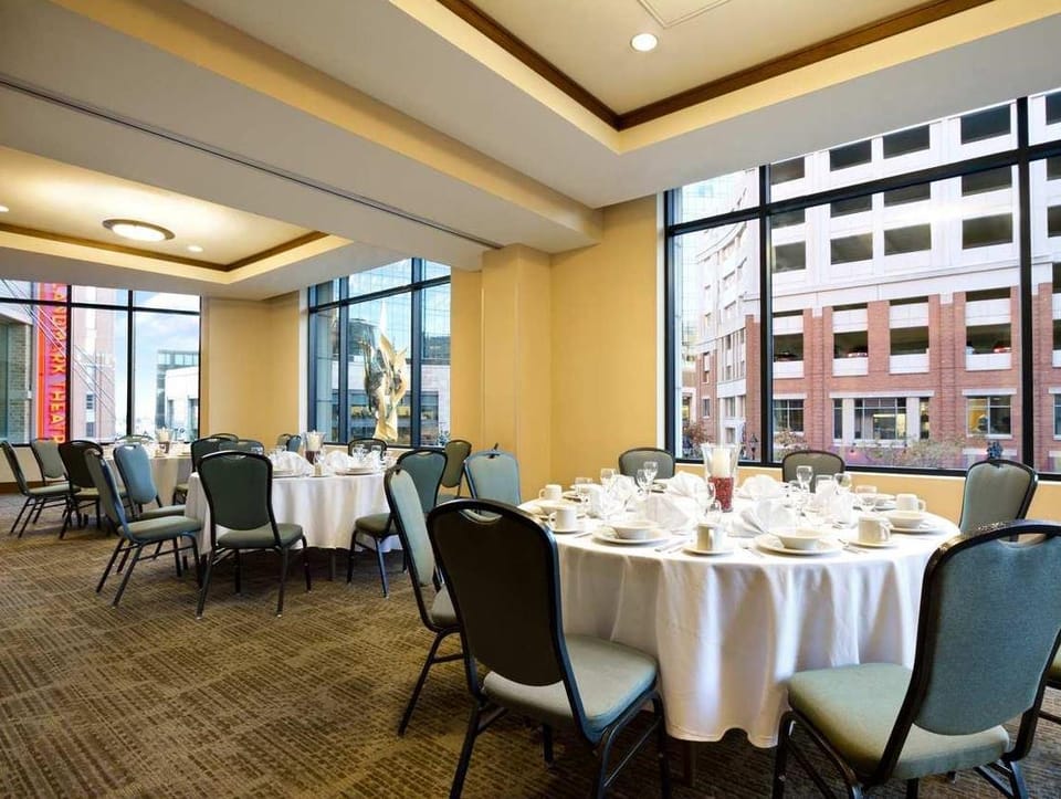 Hilton Garden Inn Baltimore Inner Harbor Hotel in Baltimore