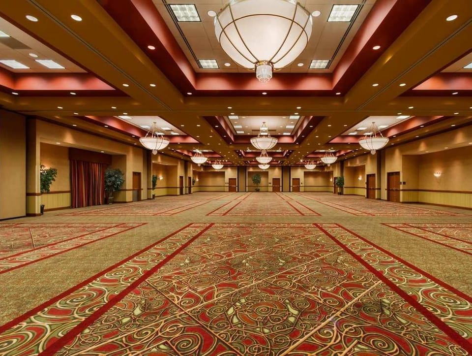 Embassy Suites Northwest Arkansas - Hotel, Spa & Convention Center Hotel in Rogers