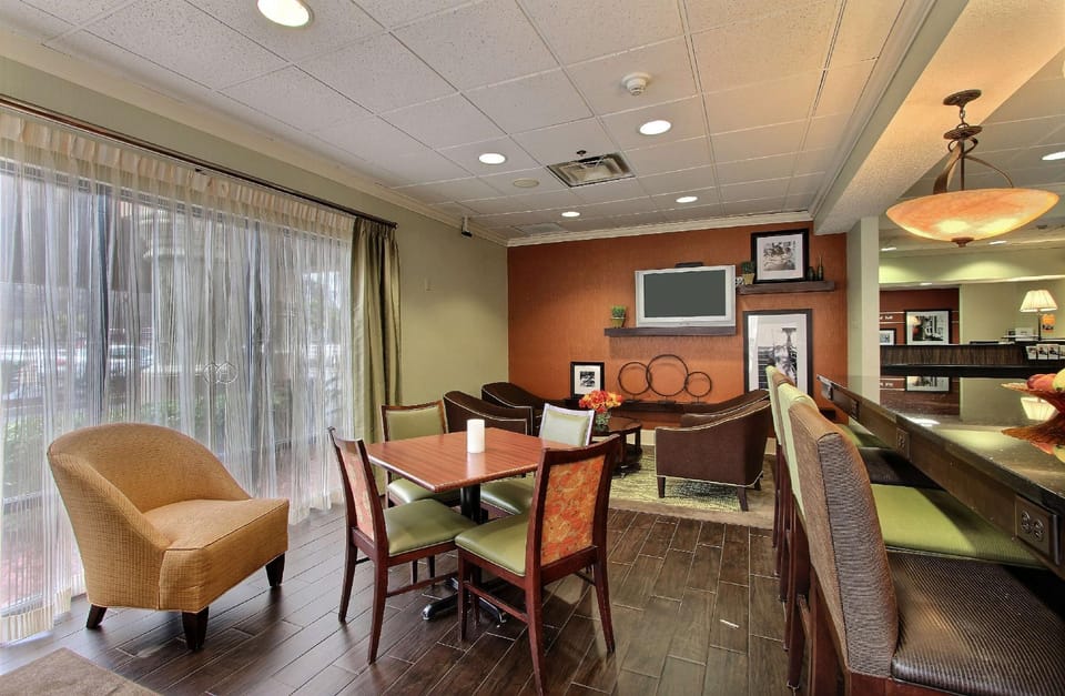 Hampton Inn Savannah-I-95/Richmond Hill Hotel in Richmond Hill