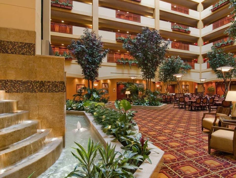 Embassy Suites by Hilton Hampton Convention Center Hotel in Hampton