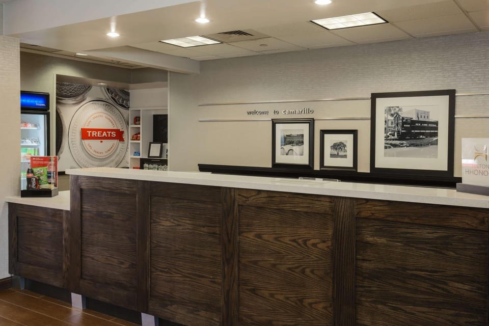 Hampton Inn & Suites Camarillo Hotel in Camarillo