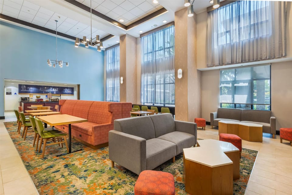 Hampton Inn & Suites Moreno Valley Hotel in Moreno Valley