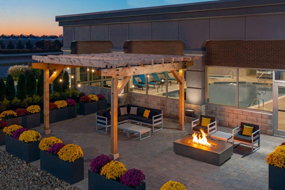 Hampton Inn & Suites Cleveland-Beachwood Hotel in Beachwood