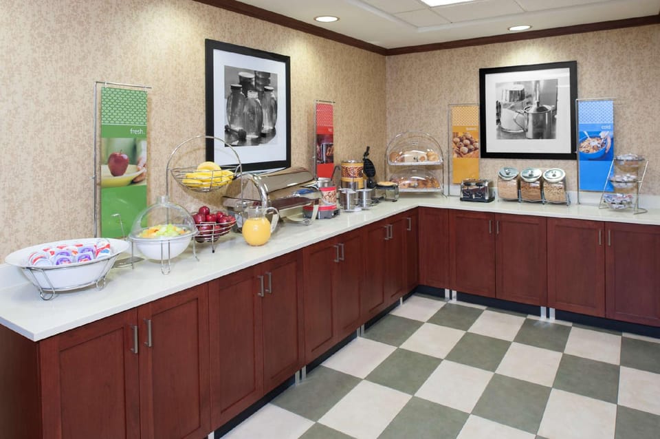 Hampton Inn & Suites Kokomo Hotel in Kokomo