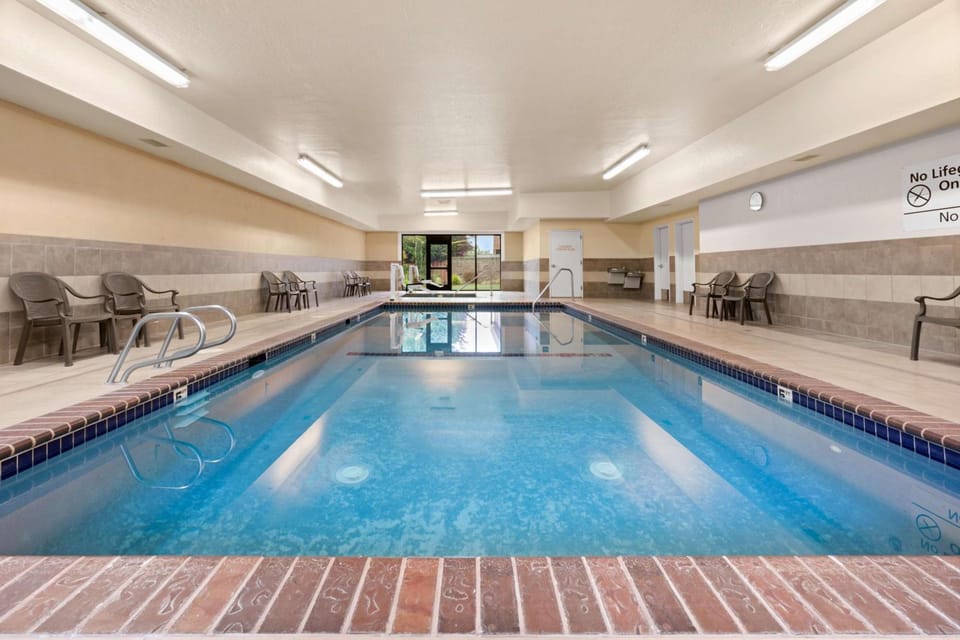 Hampton Inn & Suites Burlington Hotel in Mount Vernon
