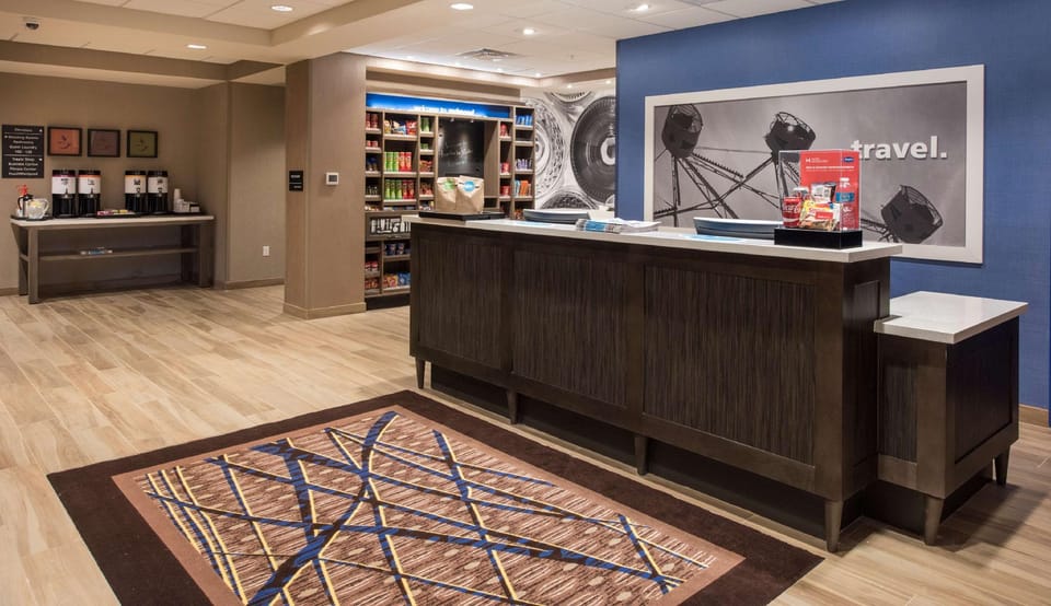 Hampton Inn & Suites Seattle/Redmond Hotel in Redmond