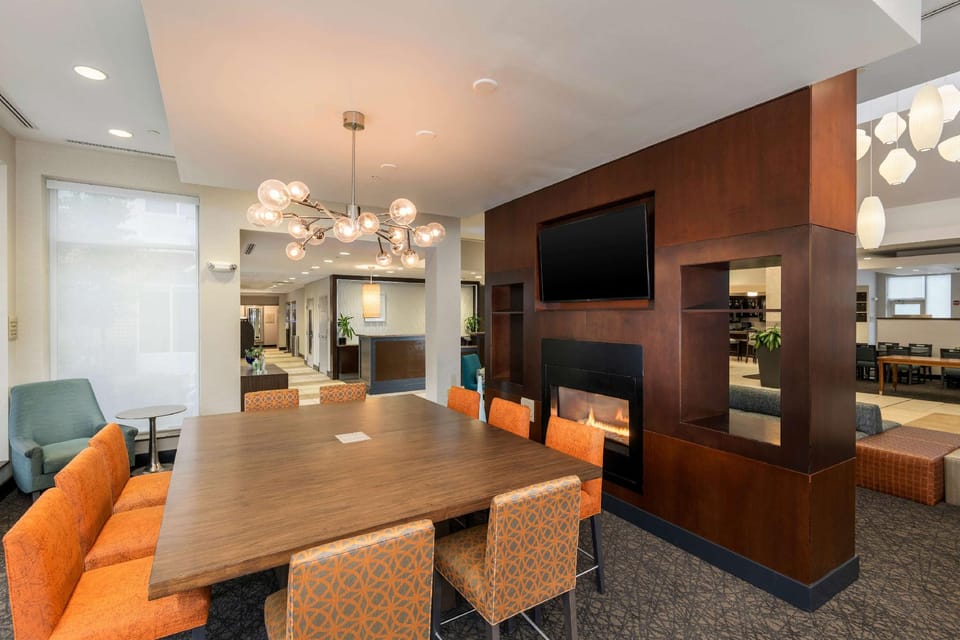 Hilton Garden Inn Silver Spring White Oak Hotel in White Oak