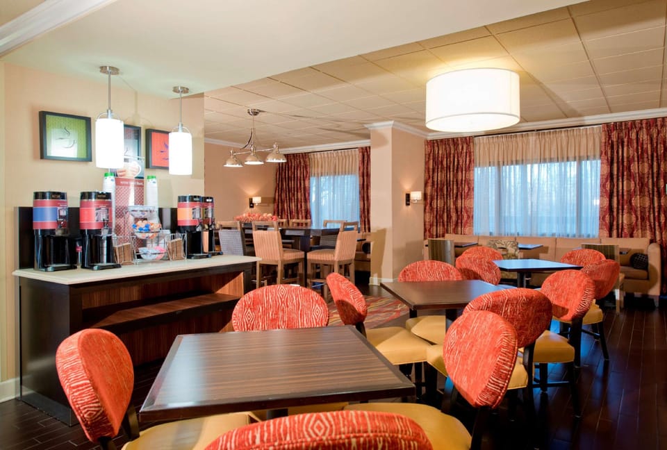 Hampton Inn by Hilton Starkville Mississippi State University Hotel in Starkville